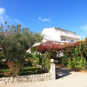 Kani Apartament Nin